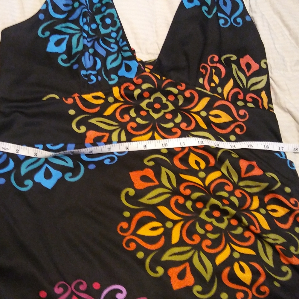 Dress - Picture 6 of 7